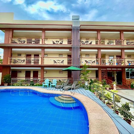 Rufana Suites Moalboal Exterior photo