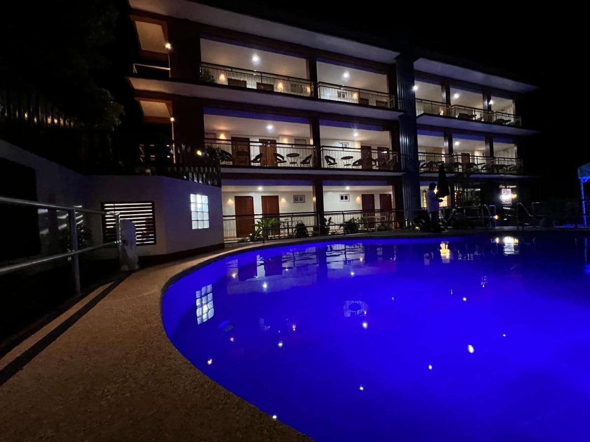 Rufana Suites Moalboal Exterior photo