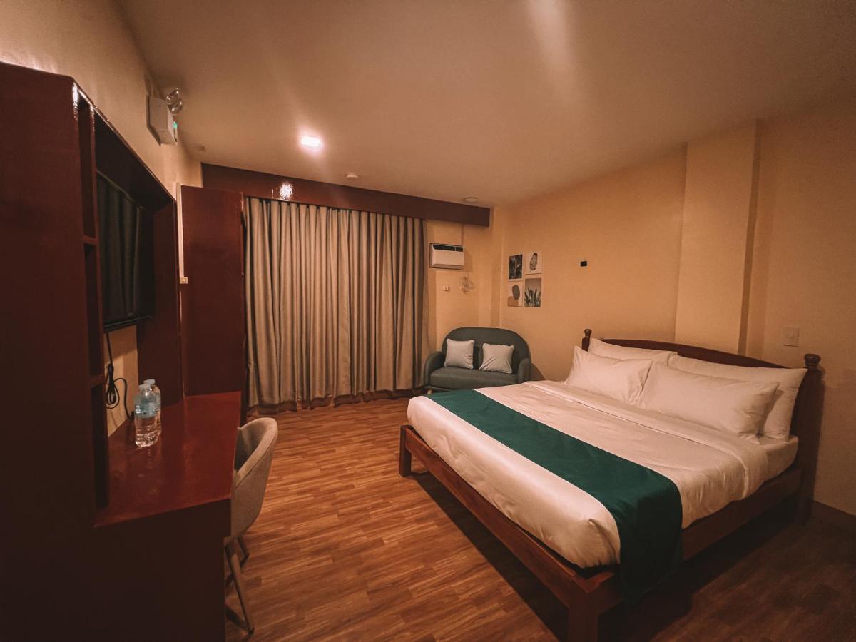 Rufana Suites Moalboal Exterior photo
