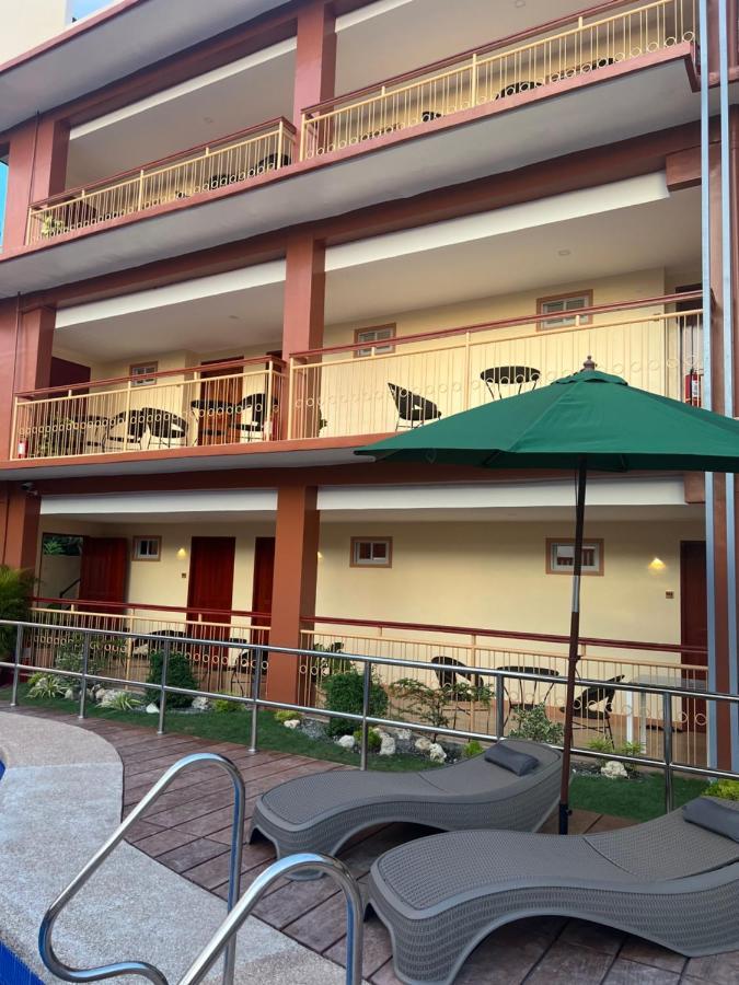 Rufana Suites Moalboal Exterior photo